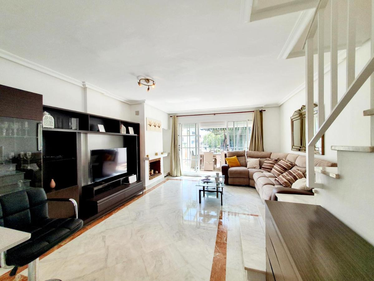 Apartamento Lomas de Cabopino House Marbella Exterior foto