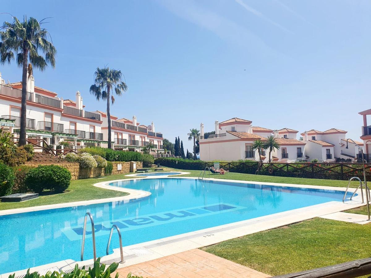 Apartamento Lomas de Cabopino House Marbella Exterior foto